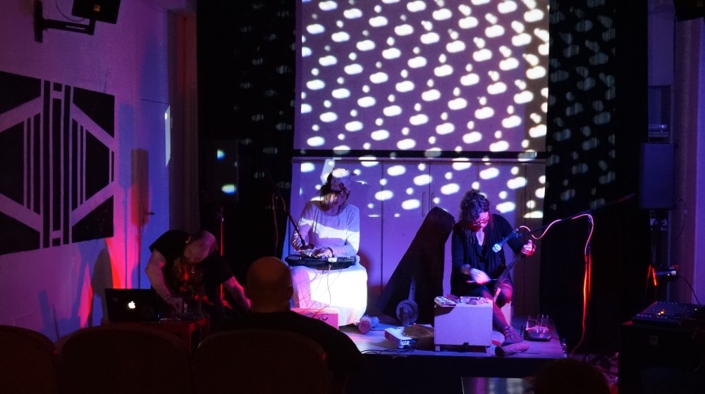 Sahastra & Riders of the Lost Current & VJ KSNK @ NIU, Barcelona photo Aino Johansson