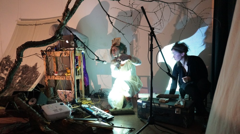 Gig with VJ KSNK for Rendez-vous cellular @ NOOK, Barcelona